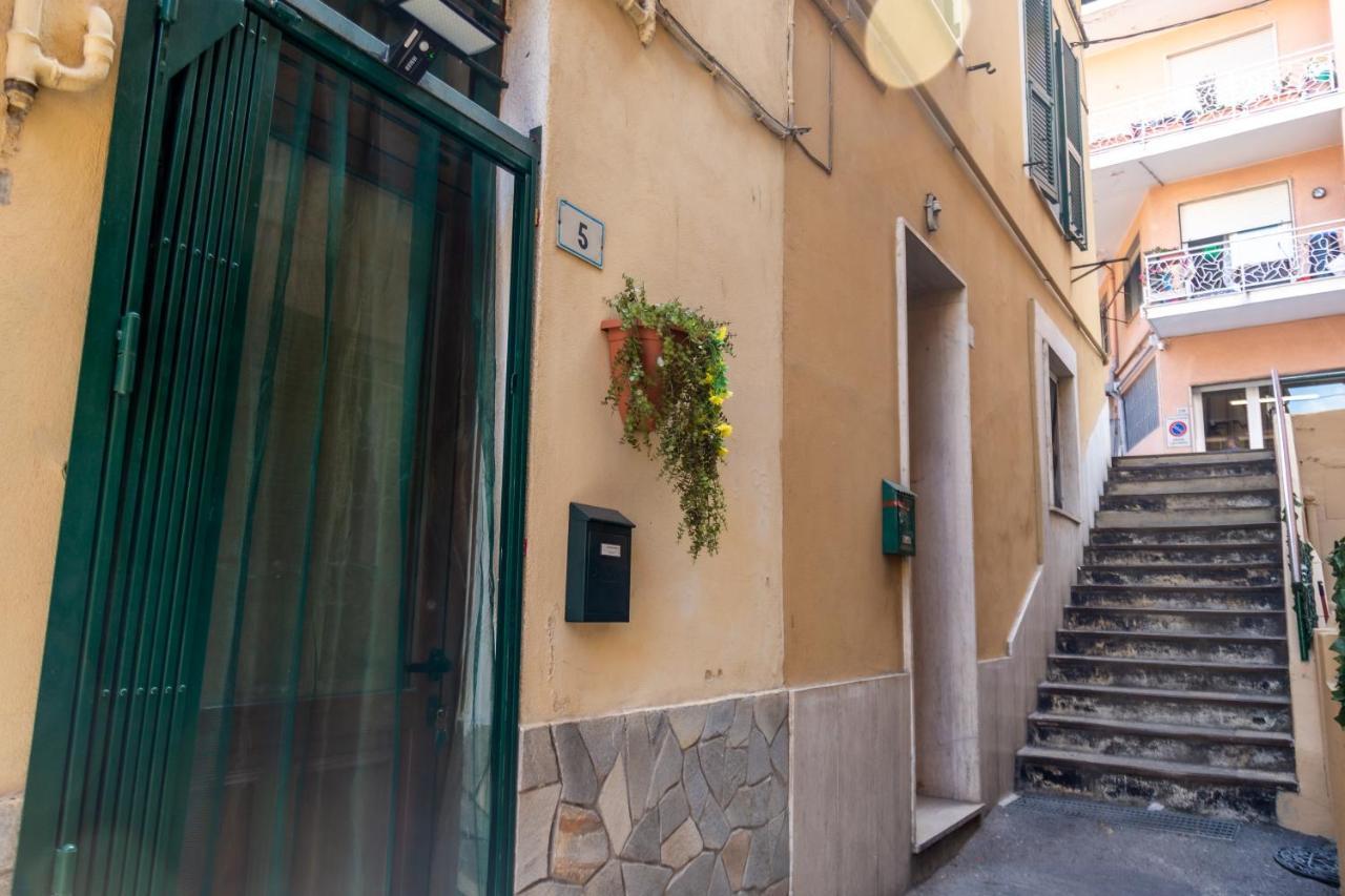 218 - Le Petit Bijou, Centro Storico Di Sanremo - 800M Dall'Aristonアパートメント エクステリア 写真